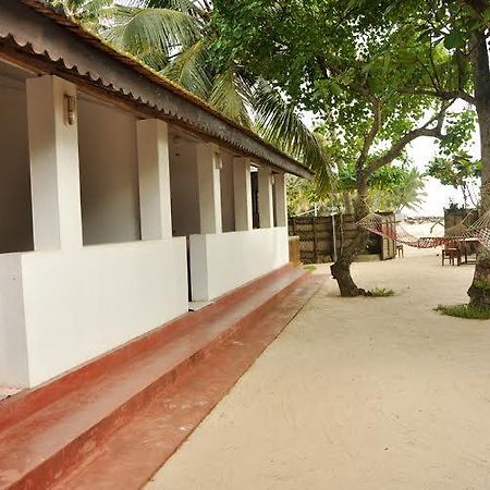 Angeo Beach House Alappuzha Exterior photo