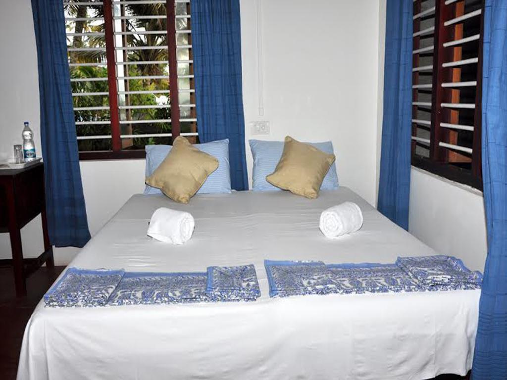Angeo Beach House Alappuzha Exterior photo