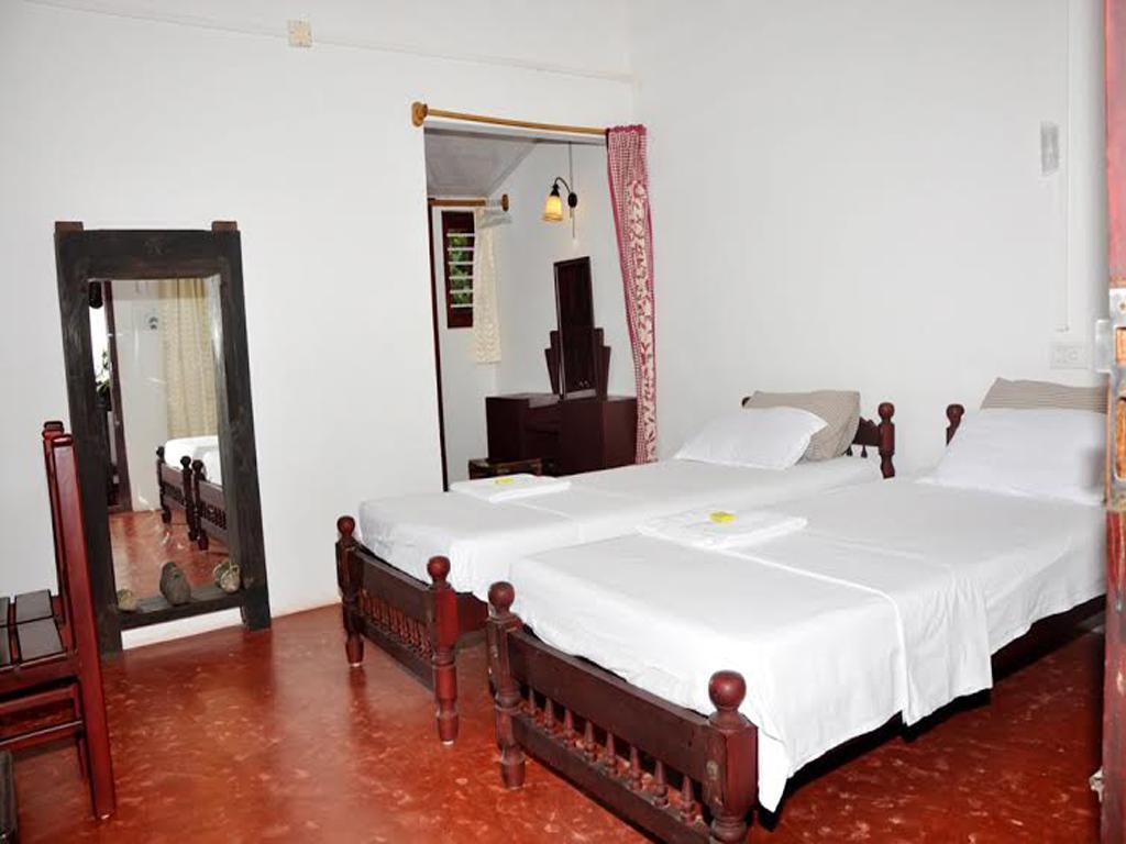 Angeo Beach House Alappuzha Room photo