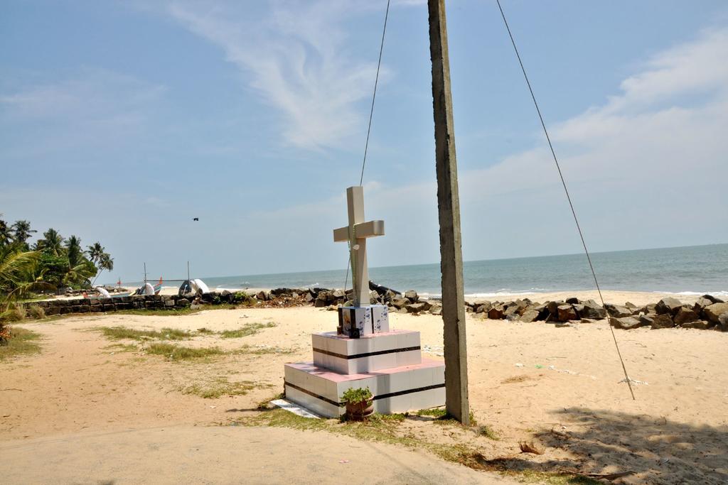 Angeo Beach House Alappuzha Exterior photo